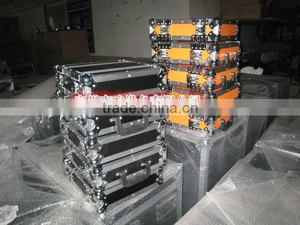flight case for wireless microphones box