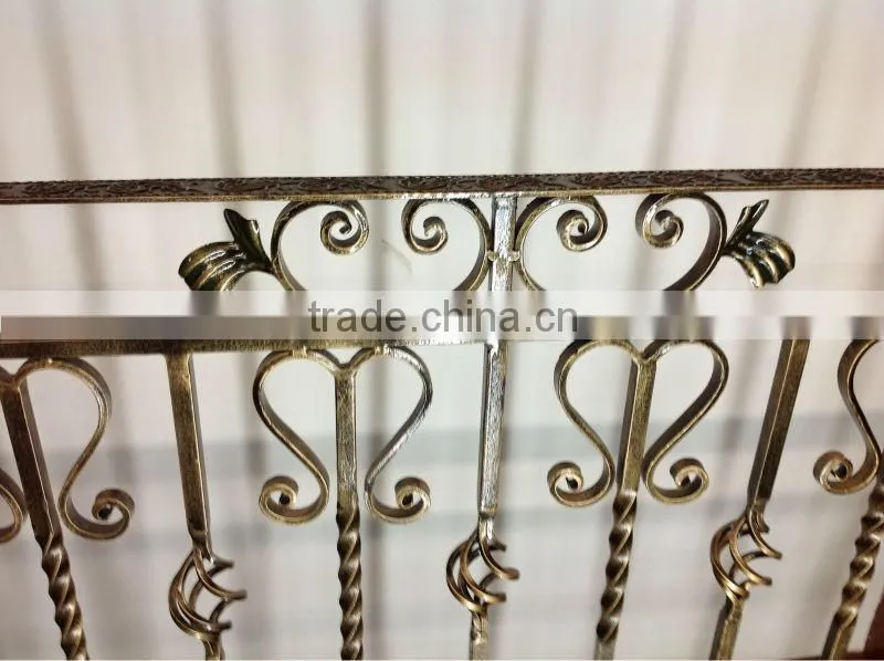 2013 Top-selling wrought iron balcony protection fencing
