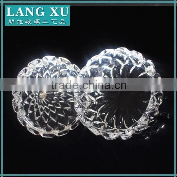 LX-T100 Factory wholesaler crystal glass kiss shaped fancy glass jars with lids