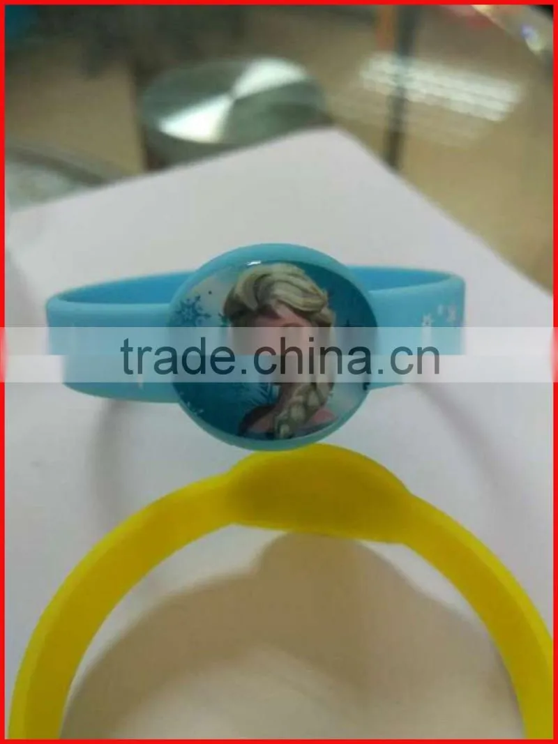 Waterproof kids wrist bracelet silicone watch