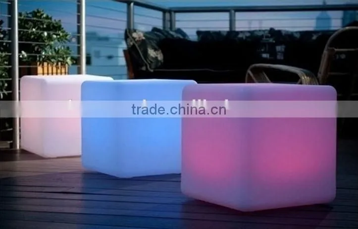 plastic Illuminated furniture multicolor change led round bar table