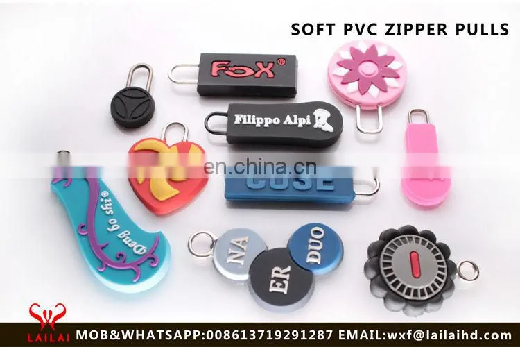 Colorful zipper puller head for bags