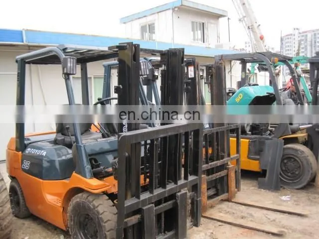 Original Japan used Toyota FD 25 forklift 2.5 ton material handing machine on sale in Shanghai