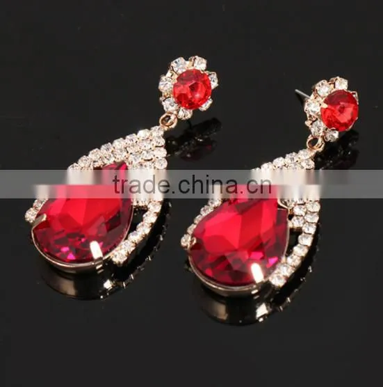 Wholesale High Quality Newest Design Alloy Gold Fancy Diamond earrings