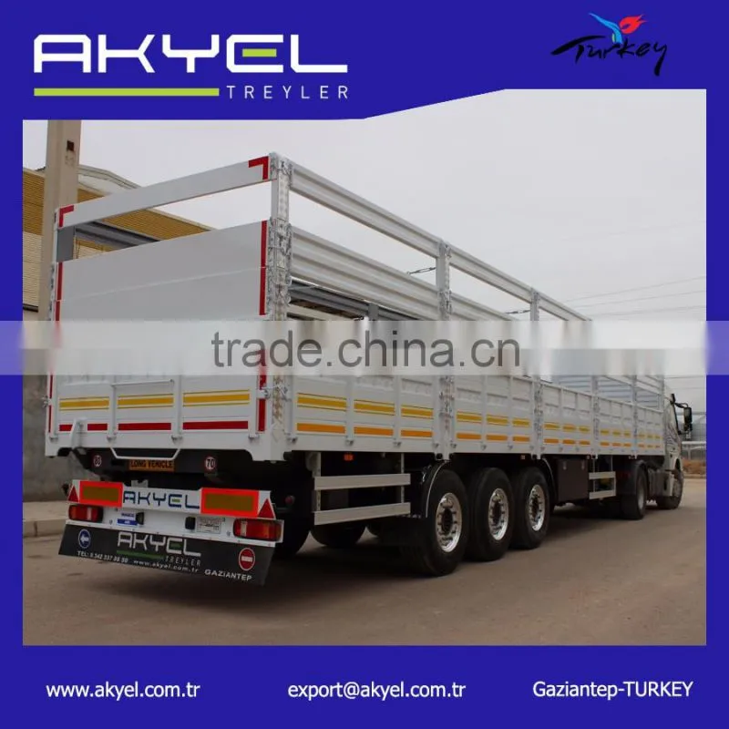 PLAYWOOD DOORS SEMI TRAILER