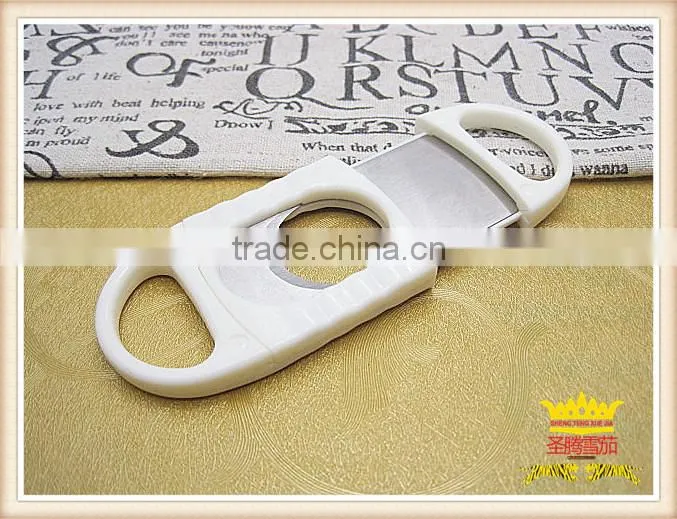 Plastic cigar cutter, cigar scissors