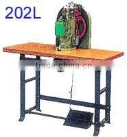 Table Type Machinery For Mini Eyelet