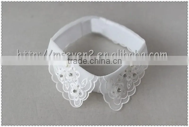 Customized White organza flower embroidery necklace, crystal rhinestone with sequins beaded elegant collars