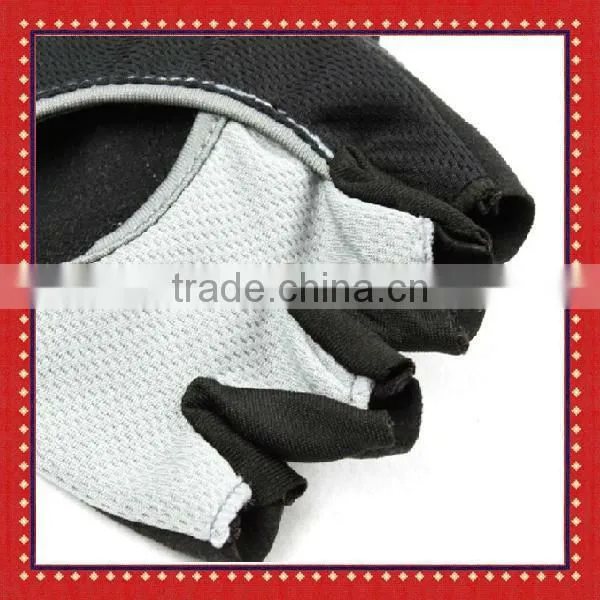 Red Fit training gym gloves
