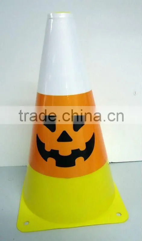 Plastic toy cones