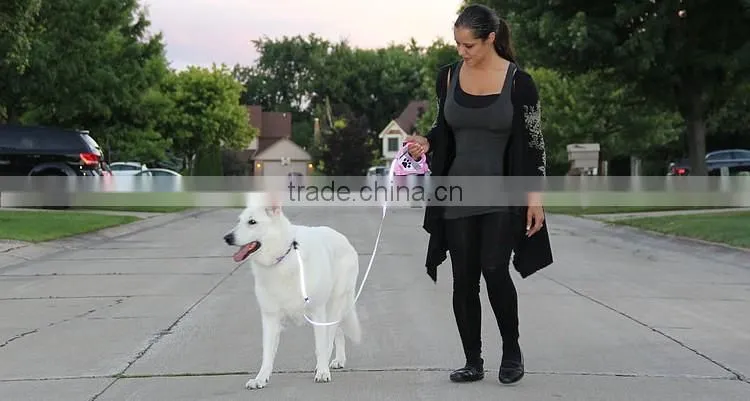 R1957H Hands Free Nylon Dog Leash Dog Lead Dog Jogging Leash With Waste Bag Collector