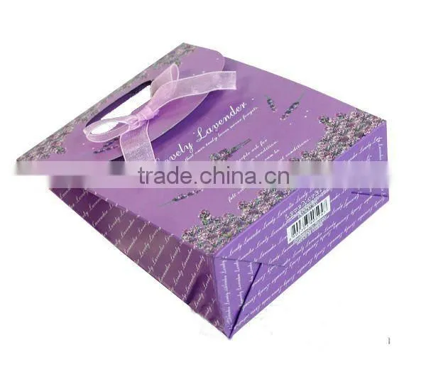 2012 New Luxury Shopping Paper Bag for Cloth