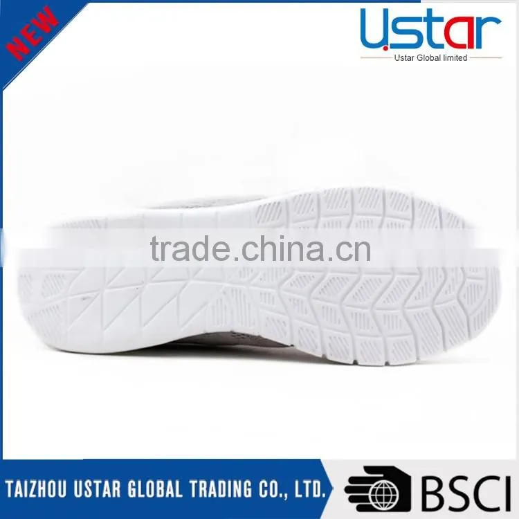 Fashion men breathable sport shoes