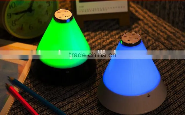 2015 LED Colorful LED Light Bluetooth Speaker 360 Degree Super Bass 3D Sound BT Speaker With FM Radio