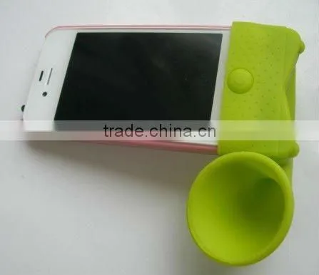 Eco-friendly silicone cute design cell phone holder with loud-speaker