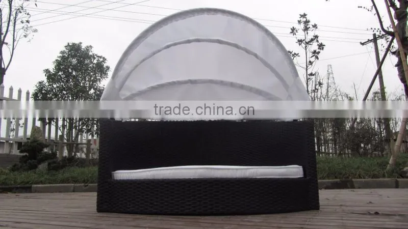 Hot sale wicker Dog Bed With Canopy for dogs