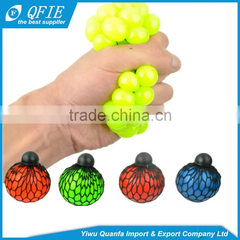 Cheap 2 inches TPR small light up squishy puffer ball toy for coin machine