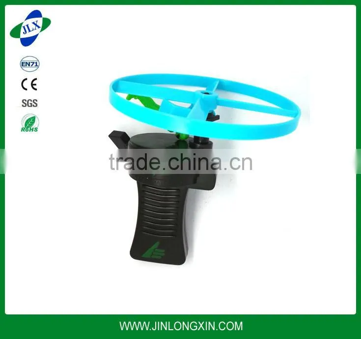 plastic promotional lowre price pull line back flying disk toy