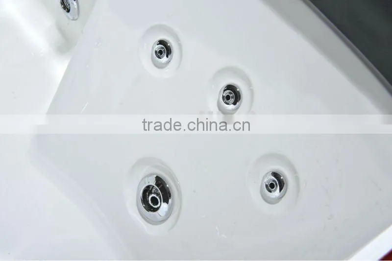 Luxury Square Whirlpool bathtub indoor