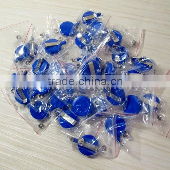 Plastic retractable badge reel
