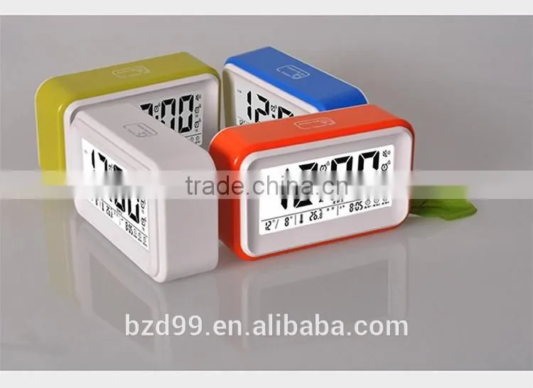 New Design Promotion Item Smart Voice Telling Multi-functional USB Digital LCD Display Alarm Clock