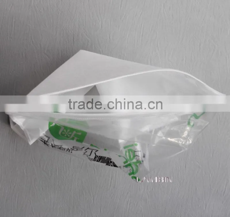 Dust proof nylon fabric packaging bag for young boys and girls clothes