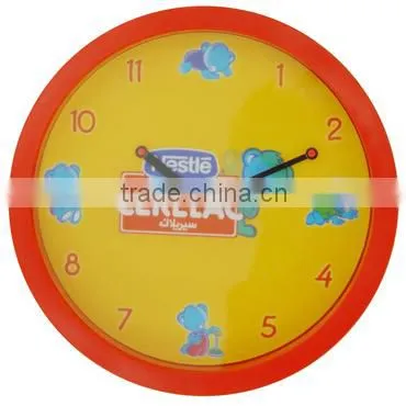 CLASSIC WALL CLOCK