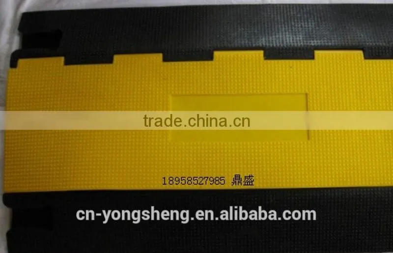 Durable Road Ramp Cable Protector Safety Facilities