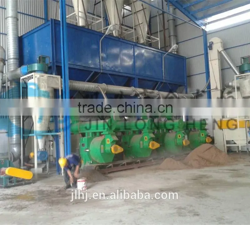 Manure Pellet Making Machine With Automatic Lubrication System