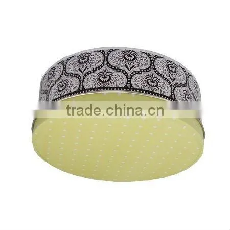 round gift tin box