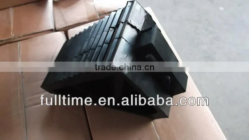 Best price wheel chock rubber parking barrier