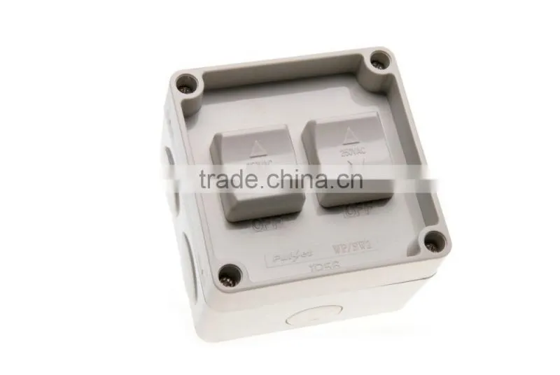 weatherproof double switch 250V 20A