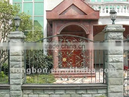 2013 Top-selling modern wrought iron garden fencing