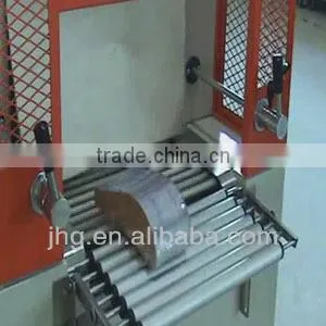 Automatic L bar shrink wrapping machine