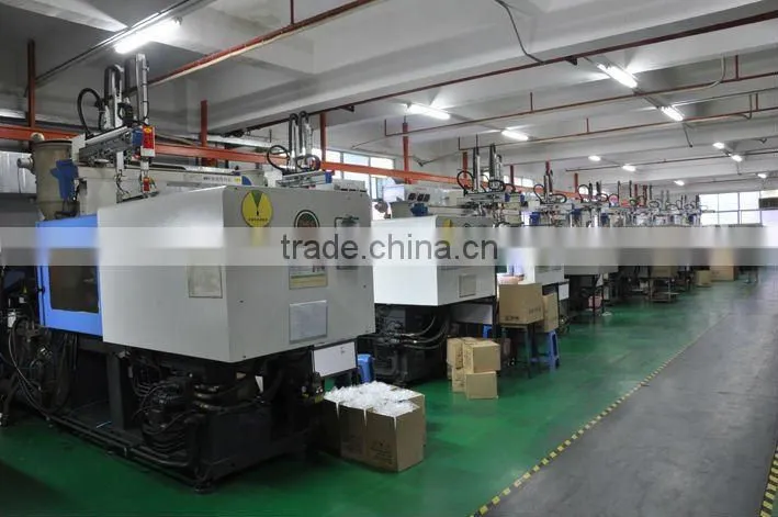 Mini Picking Robot Arm For Injection Moulding Machine Below 100T