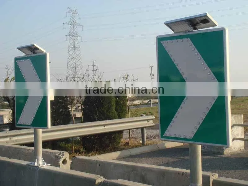 Solar LED Traffic Road Sign,solar traffic signal light