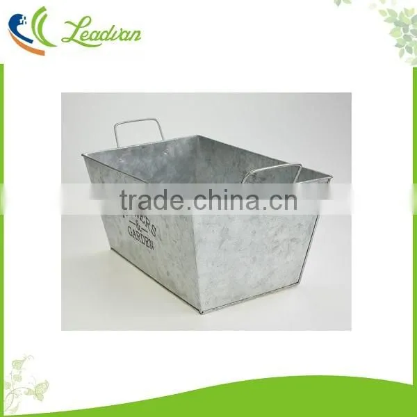 Wholesale village style iron art metal flower pot