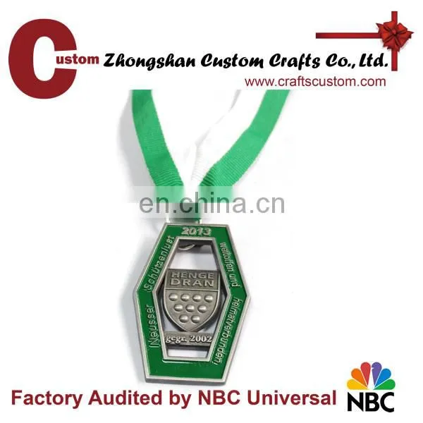 2013 custom cheap 3D logo cut out sports medals
