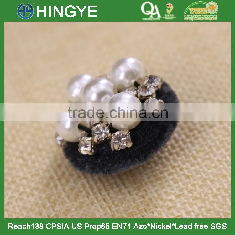 Wholesale fabric covered rhinestone pearl button for coat 15779