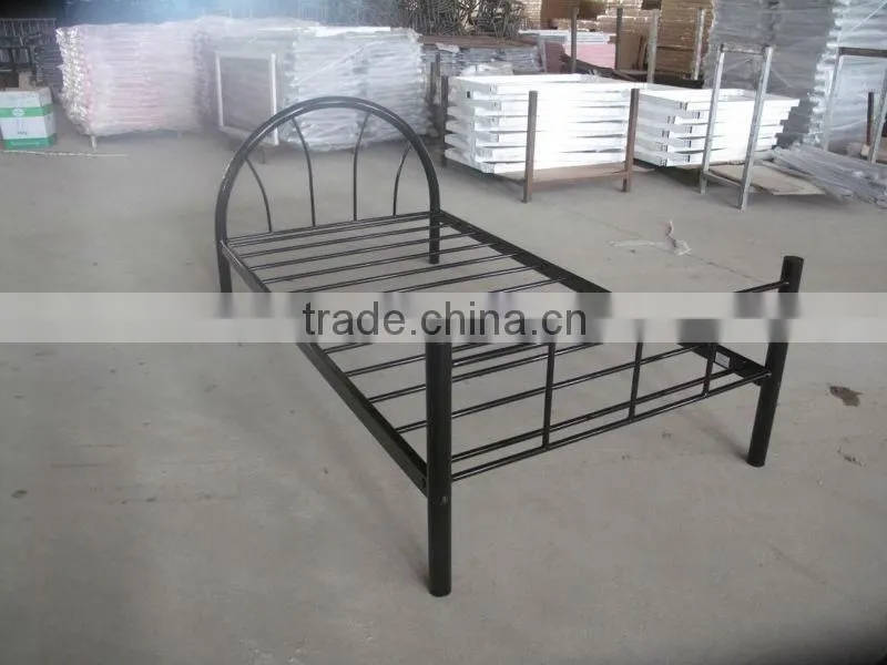 kid bed /metal bed
