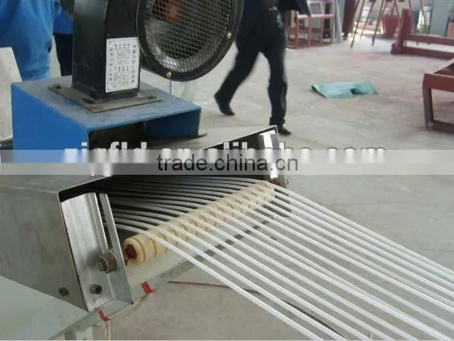 Plastic granules extruder to making pellets