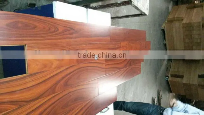 African Big Crown Mahogany Solid Wood Flooring