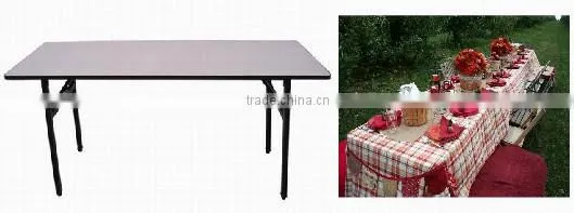 Foldable Wood Round Banquet Table
