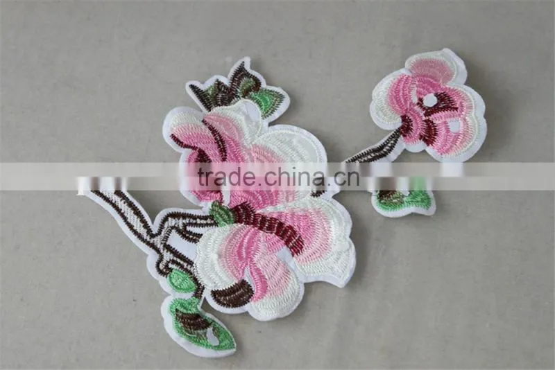 beautiful pink color wild peach flower embroidery patch fashion applique polyester logo patches for garment