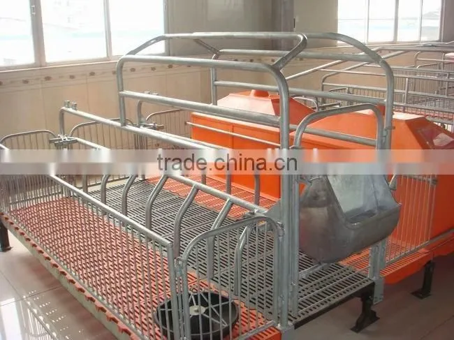 Plastic goat flooring