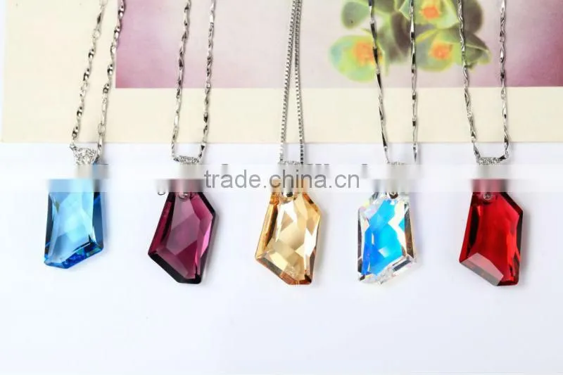 charming crystal pendant for jewelry fitting