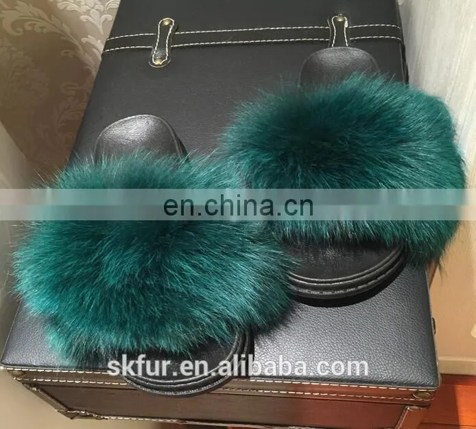 Factory wholesale fluffy and soft real fox fur slippers for women