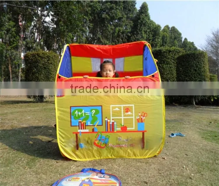 Foldable Pop Up Play Tent with 2 Doors and 2 Mesh Windows Pvc Child Game House Kids Single Layer Play Camping Tent