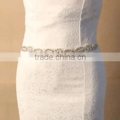 Delicate Shiny Leaf Bridal Veil Waist Chain