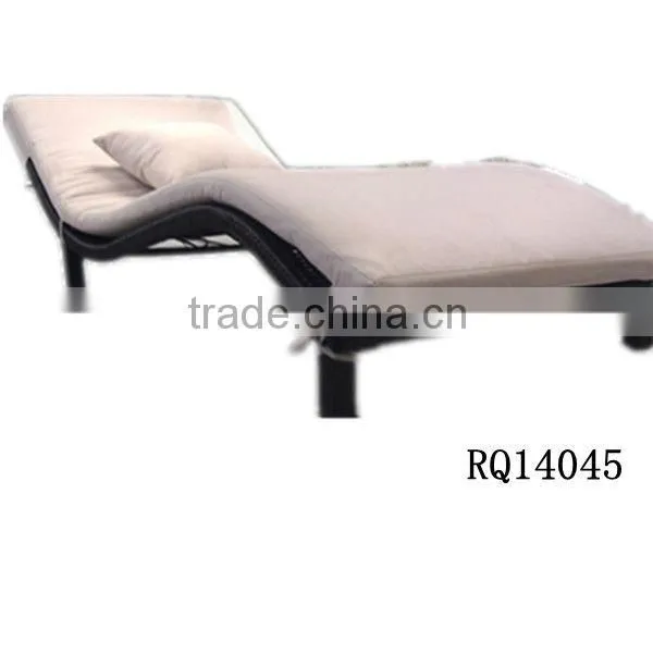 Alum Sunbed PE Rattan With Cushion